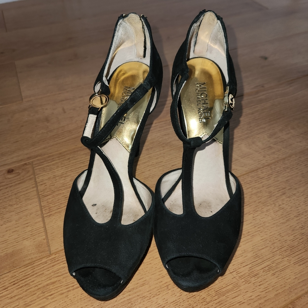MK heels